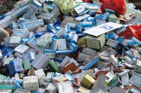 藥品回收銷毀 timg_image&quality=80&size=b9999_10000&sec=1529387791188&di=